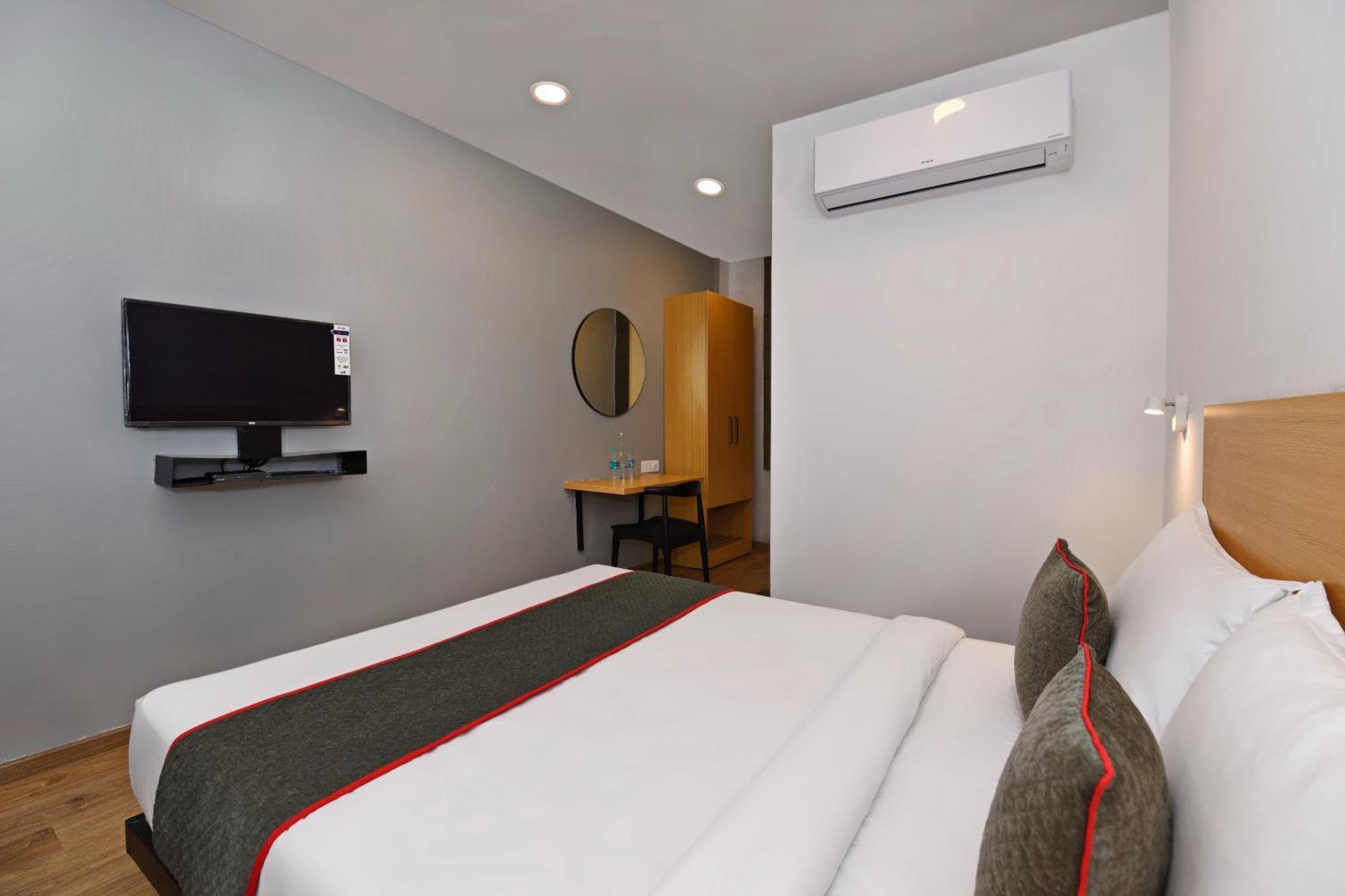 Townhouse Function Inn Near Chaudhary Charan Singh International Airport Lucknow Exterior foto